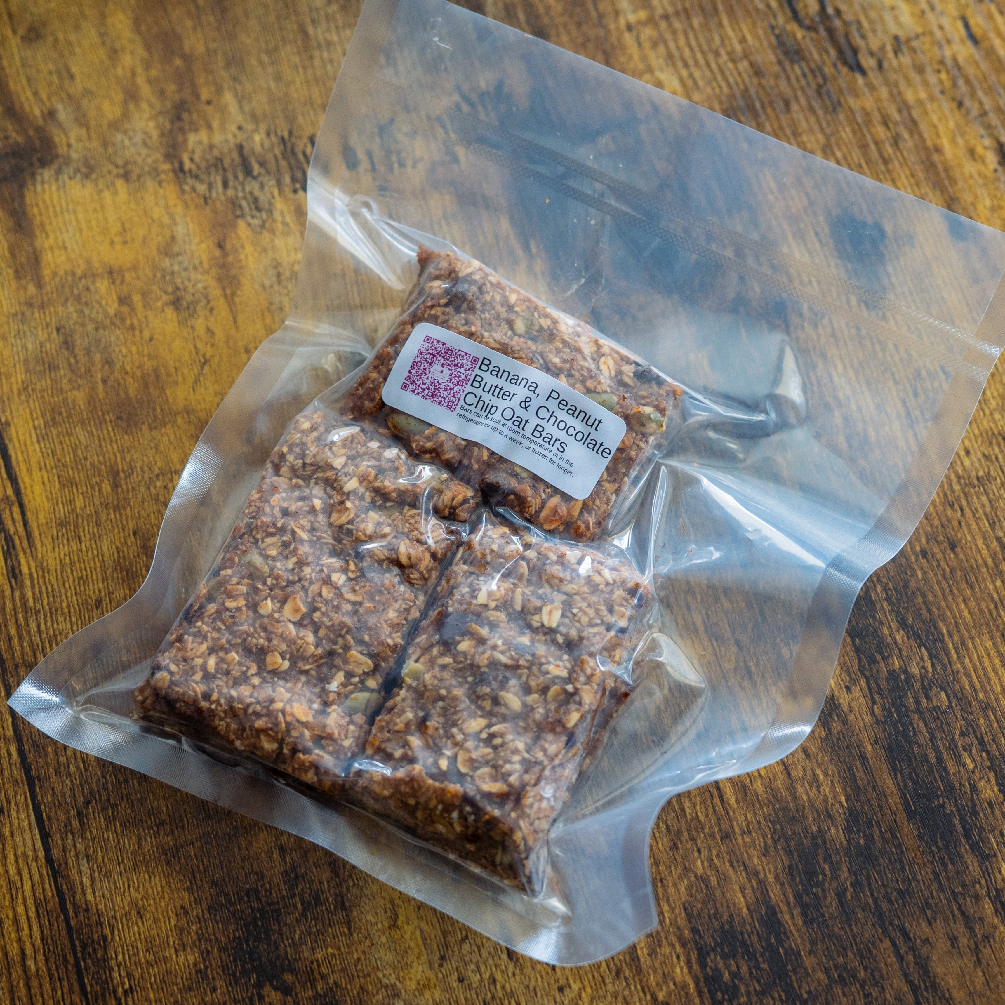 Banana, Peanut Butter & Chocolate Chip Oat Bars