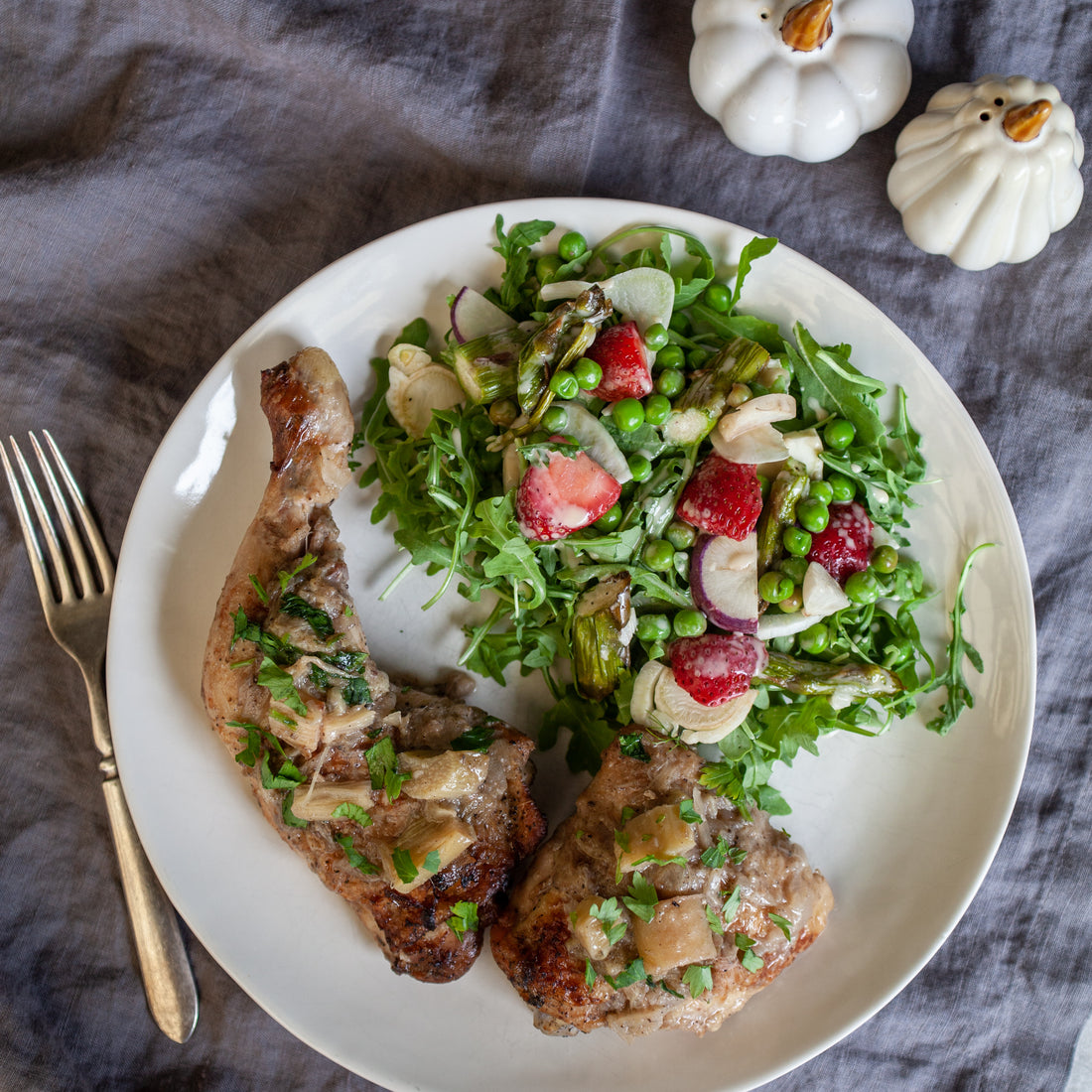 Roasted Chicken Thighs w/Peaches, Ginger & Fresh Basil