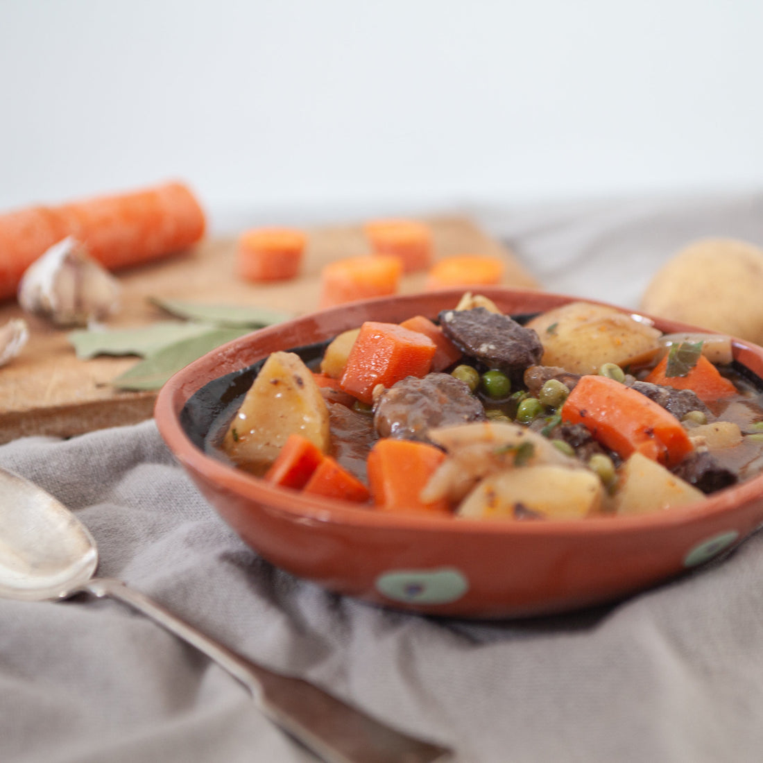 Grassfed Beef Greek Stew w/Tomatoes, Pearl Onions &amp; Allspice