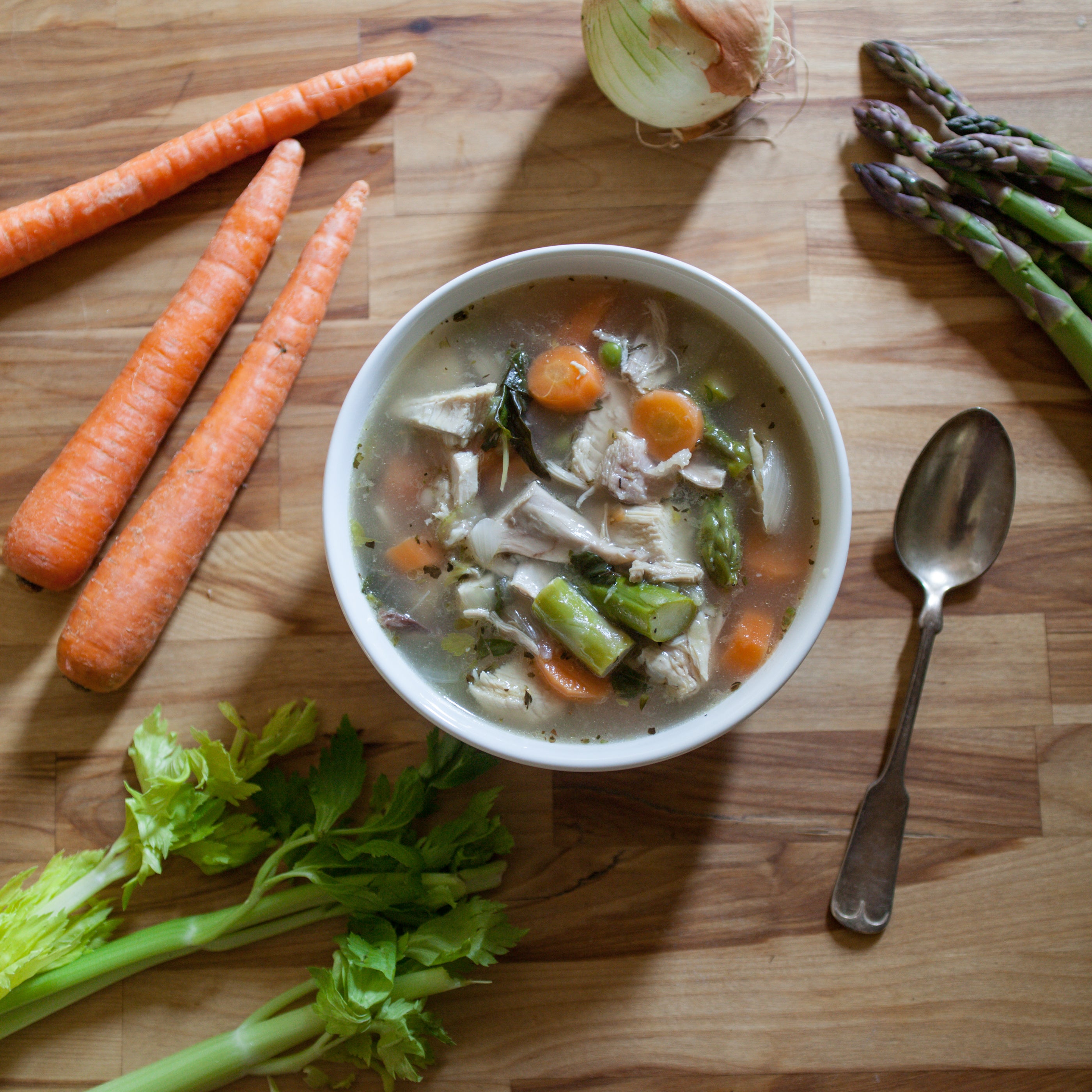 Lemony Spring Chicken Soup w/Carrots, Asparagus, Sweet Peas &amp; Fresh Herbs