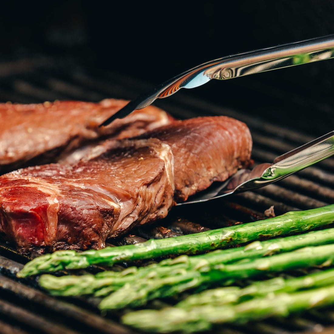 Grill at Home - Marinated Cilantro-Lime Skirt Steak w/Pepper-Lime Sauce*